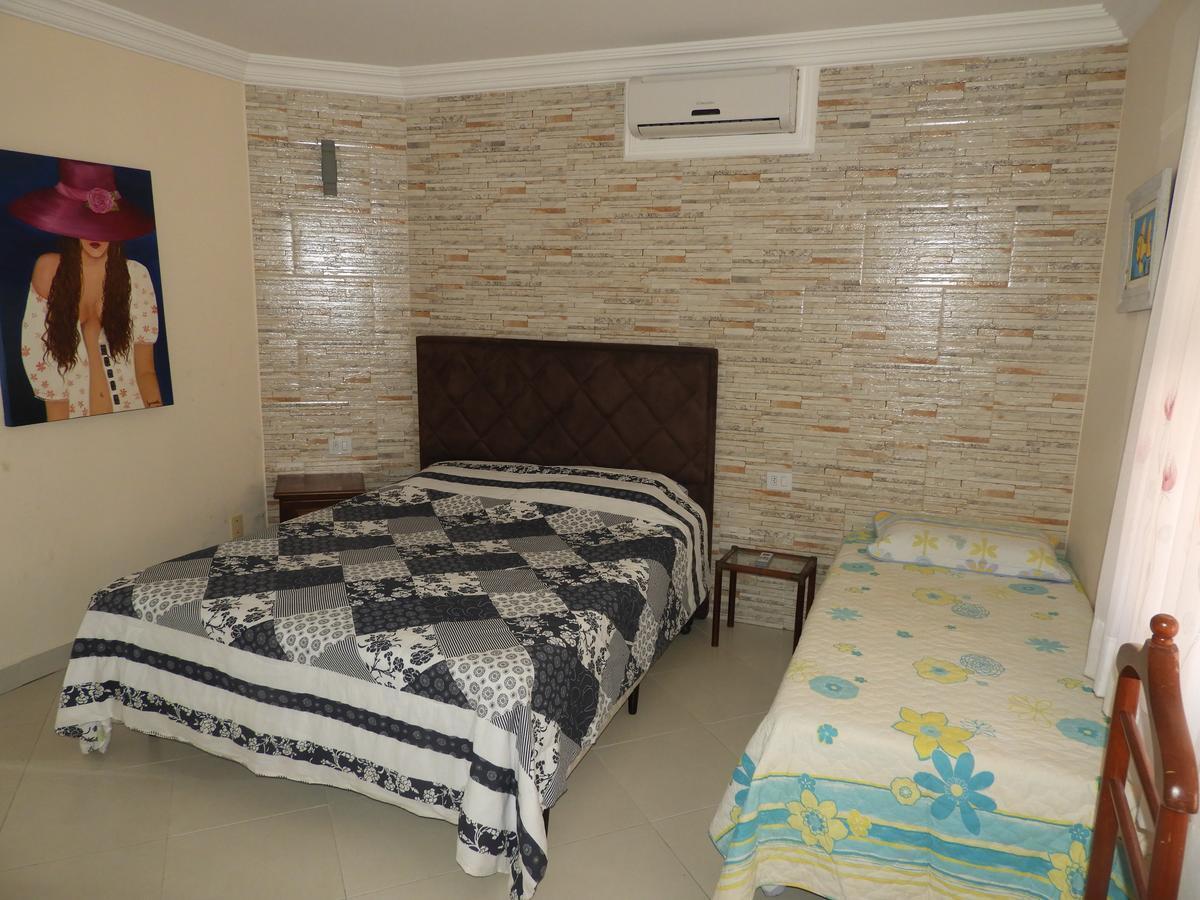 Homestay Acioly's House