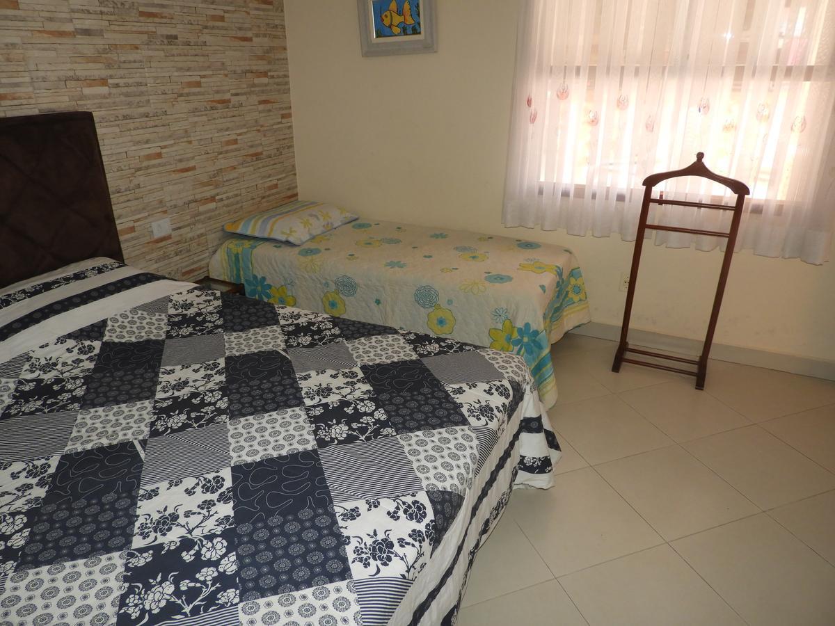Homestay Acioly's House *