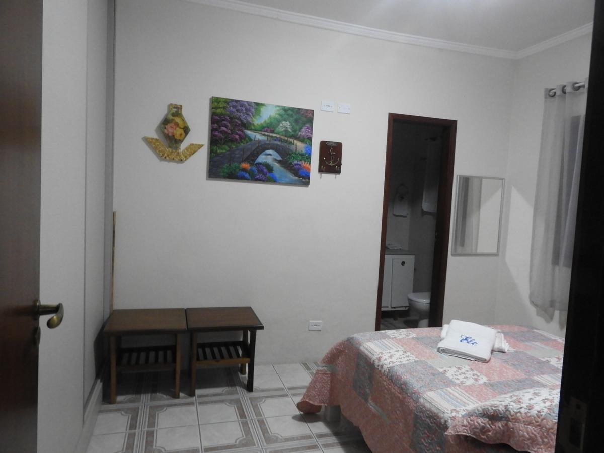 Acioly's House Homestay *